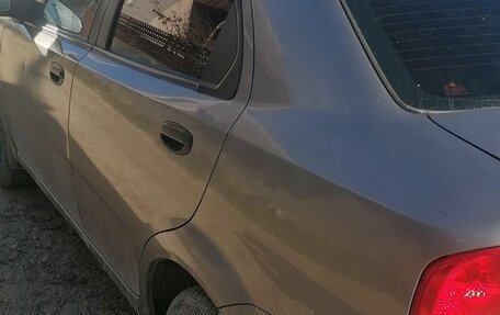 Chevrolet Aveo III, 2005 год, 450 000 рублей, 24 фотография