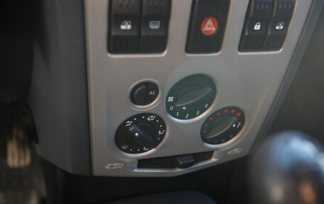 Renault Logan I, 2009 год, 335 000 рублей, 13 фотография