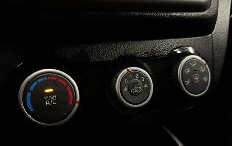 KIA Rio III рестайлинг, 2016 год, 1 020 000 рублей, 15 фотография