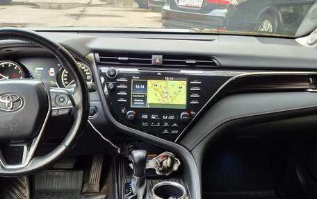 Toyota Camry, 2020 год, 2 450 000 рублей, 20 фотография