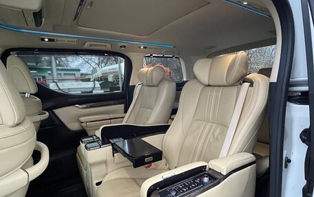 Toyota Alphard III, 2019 год, 6 850 000 рублей, 9 фотография