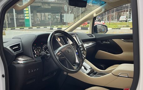 Toyota Alphard III, 2019 год, 6 850 000 рублей, 7 фотография