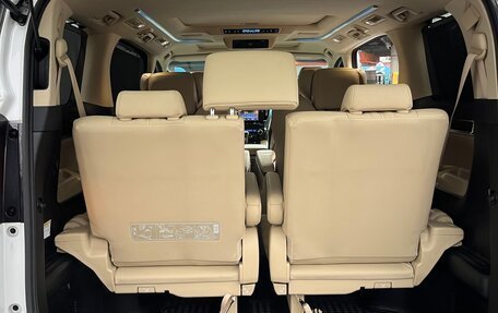 Toyota Alphard III, 2019 год, 6 850 000 рублей, 15 фотография