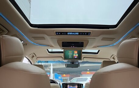 Toyota Alphard III, 2019 год, 6 850 000 рублей, 22 фотография