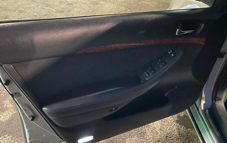 Toyota Avensis III рестайлинг, 2006 год, 550 000 рублей, 11 фотография