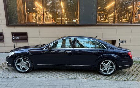 Mercedes-Benz S-Класс, 2010 год, 3 390 000 рублей, 5 фотография