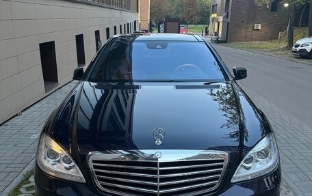 Mercedes-Benz S-Класс, 2010 год, 3 390 000 рублей, 3 фотография