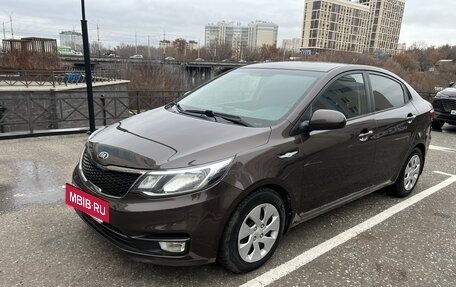 KIA Rio III рестайлинг, 2016 год, 1 350 000 рублей, 2 фотография