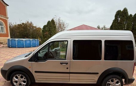 Ford Tourneo Connect I, 2006 год, 700 000 рублей, 4 фотография