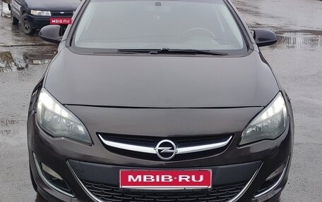 Opel Astra J, 2014 год, 650 000 рублей, 1 фотография