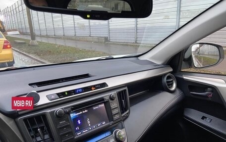 Toyota RAV4, 2013 год, 1 880 000 рублей, 9 фотография