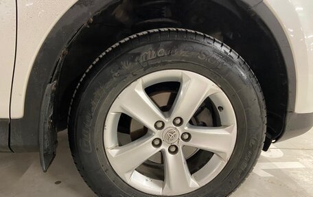 Toyota RAV4, 2013 год, 1 880 000 рублей, 11 фотография