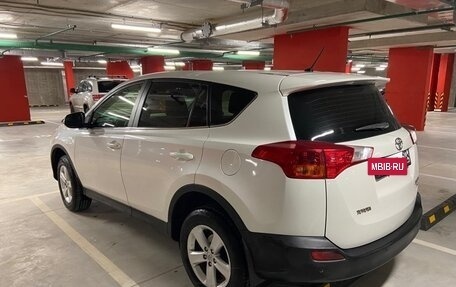 Toyota RAV4, 2013 год, 1 880 000 рублей, 13 фотография