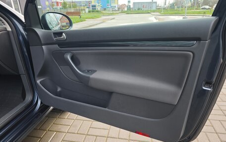 Volkswagen Golf V, 2008 год, 850 000 рублей, 17 фотография