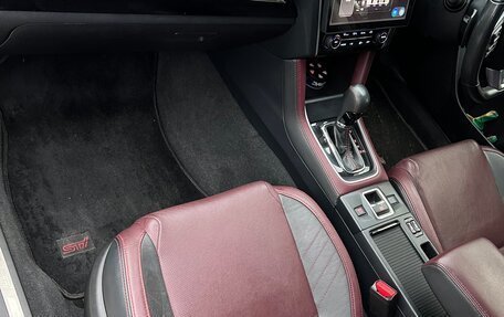 Subaru Levorg I, 2018 год, 2 300 000 рублей, 13 фотография