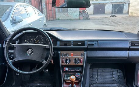 Mercedes-Benz W124, 1988 год, 400 000 рублей, 12 фотография