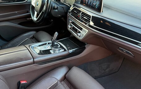 BMW 7 серия, 2016 год, 3 150 000 рублей, 24 фотография