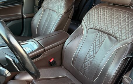 BMW 7 серия, 2016 год, 3 150 000 рублей, 32 фотография