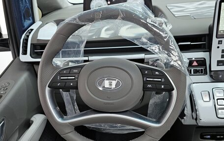 Hyundai Staria, 2025 год, 10 600 000 рублей, 16 фотография