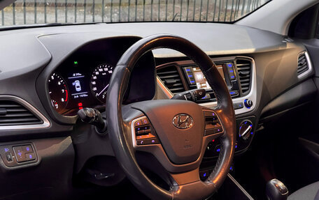 Hyundai Solaris II рестайлинг, 2018 год, 1 259 000 рублей, 8 фотография