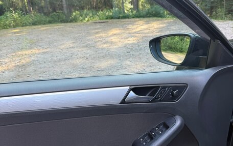 Volkswagen Jetta VI, 2013 год, 800 000 рублей, 11 фотография