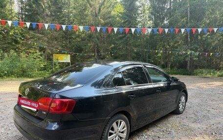 Volkswagen Jetta VI, 2013 год, 800 000 рублей, 10 фотография