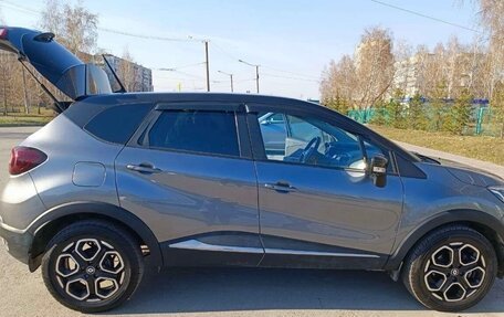 Renault Kaptur I рестайлинг, 2020 год, 1 800 000 рублей, 1 фотография