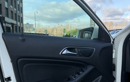 Mercedes-Benz GLA, 2017 год, 2 480 000 рублей, 14 фотография