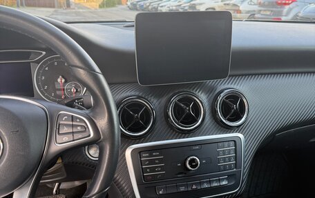 Mercedes-Benz GLA, 2017 год, 2 480 000 рублей, 10 фотография