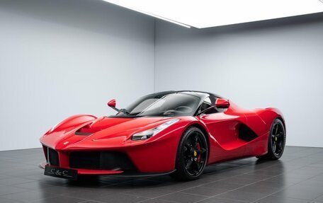 Ferrari LaFerrari, 2014 год, 390 000 032 рублей, 1 фотография