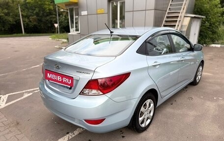 Hyundai Solaris II рестайлинг, 2013 год, 1 300 000 рублей, 4 фотография