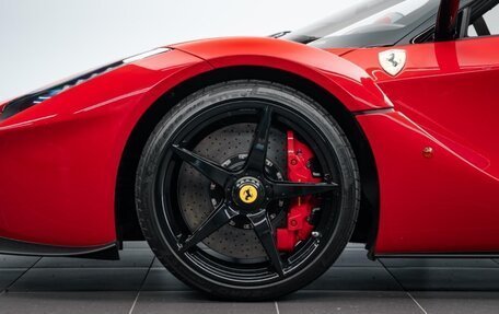 Ferrari LaFerrari, 2014 год, 390 000 032 рублей, 7 фотография