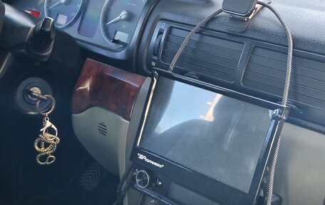 ГАЗ 31105 «Волга», 2007 год, 165 000 рублей, 11 фотография