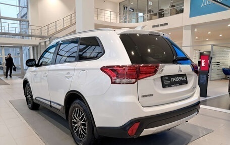 Mitsubishi Outlander III рестайлинг 3, 2018 год, 2 550 000 рублей, 7 фотография