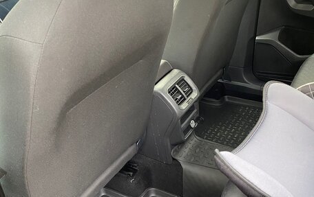 Volkswagen Tiguan II, 2020 год, 2 400 000 рублей, 10 фотография