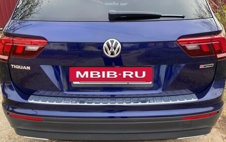 Volkswagen Tiguan II, 2020 год, 2 400 000 рублей, 6 фотография