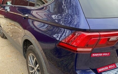 Volkswagen Tiguan II, 2020 год, 2 400 000 рублей, 4 фотография