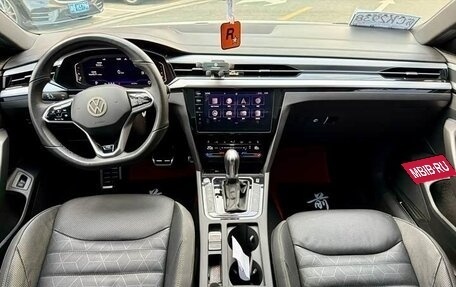 Volkswagen Arteon I, 2023 год, 3 190 000 рублей, 10 фотография