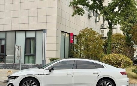 Volkswagen Arteon I, 2023 год, 3 190 000 рублей, 6 фотография