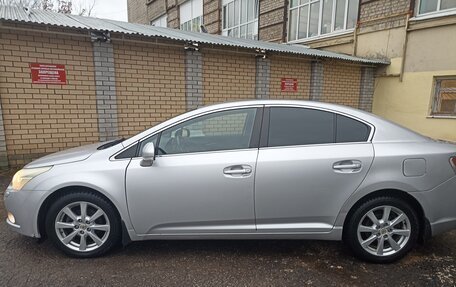 Toyota Avensis III рестайлинг, 2009 год, 1 010 000 рублей, 1 фотография