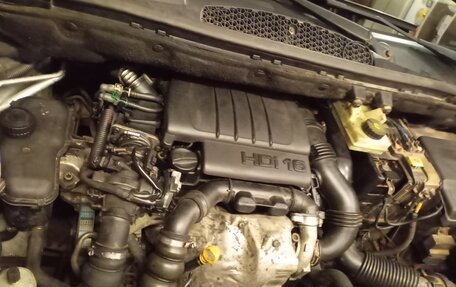 Peugeot Partner II рестайлинг 2, 2010 год, 470 000 рублей, 9 фотография