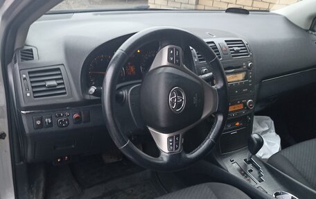 Toyota Avensis III рестайлинг, 2009 год, 1 010 000 рублей, 3 фотография