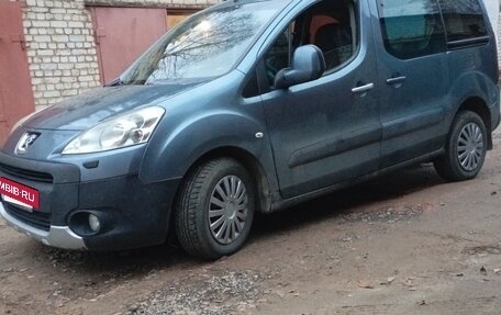 Peugeot Partner II рестайлинг 2, 2010 год, 470 000 рублей, 6 фотография