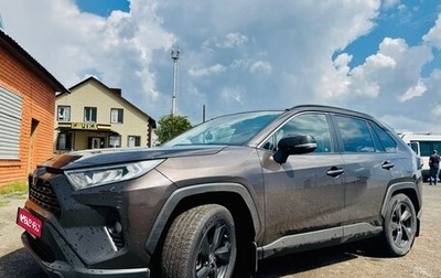 Toyota RAV4, 2021 год, 3 350 000 рублей, 1 фотография