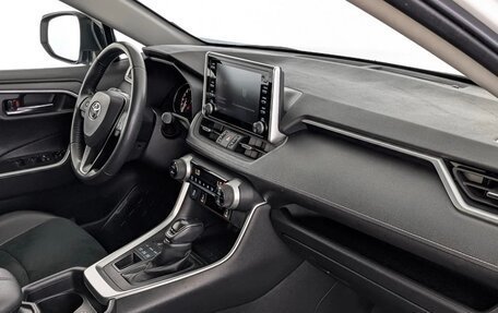 Toyota RAV4, 2021 год, 3 350 000 рублей, 3 фотография