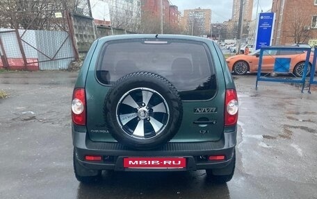 Chevrolet Niva I рестайлинг, 2010 год, 520 000 рублей, 4 фотография