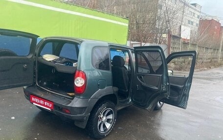 Chevrolet Niva I рестайлинг, 2010 год, 520 000 рублей, 6 фотография