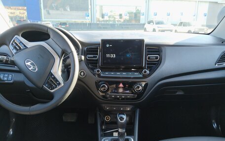 Hyundai Solaris II рестайлинг, 2021 год, 1 850 000 рублей, 8 фотография