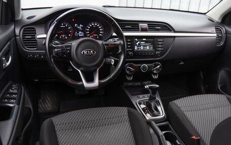 KIA Rio IV, 2018 год, 1 380 000 рублей, 6 фотография