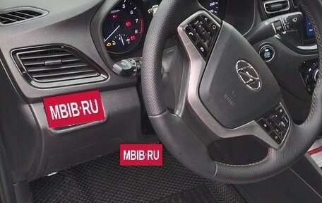 Hyundai Solaris II рестайлинг, 2021 год, 1 850 000 рублей, 25 фотография